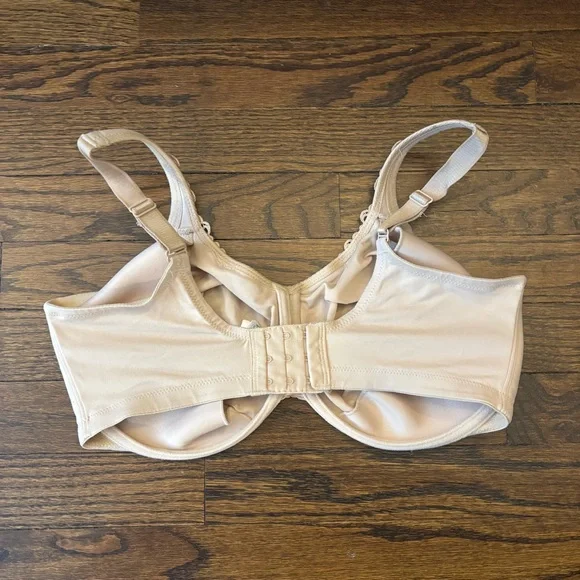 Wacoal Bodysuede Ultra Full Figure Seamless Underwire Tan Bra 85814 - Size 38DDD - Picture 3 of 5